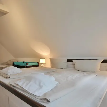 Strandhus Strandhus בית נופש *